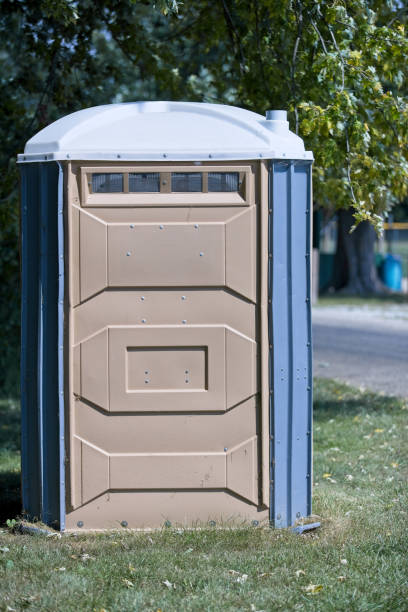 Portable bathroom rental in Salisbury, MO